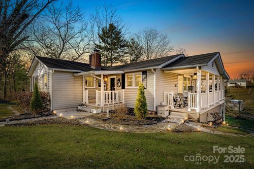 106 Pressley Rd, Canton, NC, 28716-5058 | Card Image