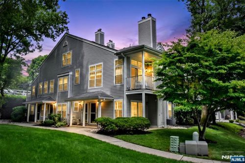1099 Devon Ct, Mahwah, NJ, 07430-3244 | Card Image