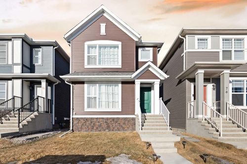 72 Corner Glen Avenue Ne, Calgary, AB, T3N2L7 | Card Image