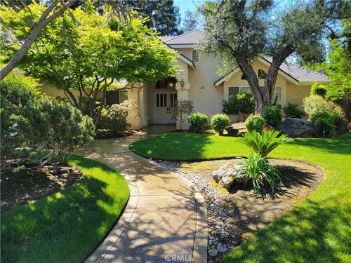 819 E Woodhaven, Fresno, CA, 93720 | Card Image