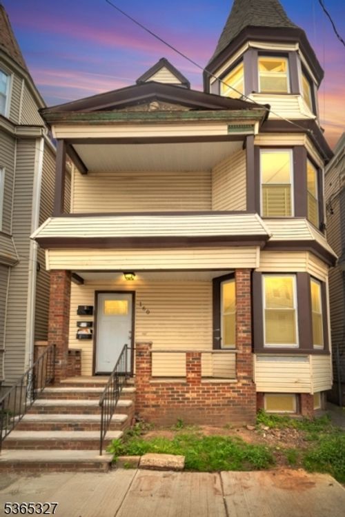 160 S 11th St, Newark, NJ, 07107-3403 | Card Image