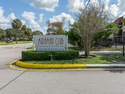 109-3400 Foxcroft Rd, Miramar, FL, 33025-4197 | Card Image