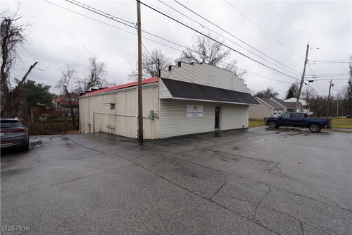 1900 8th Avenue, Parkersburg, WV, 26101 | Card Image