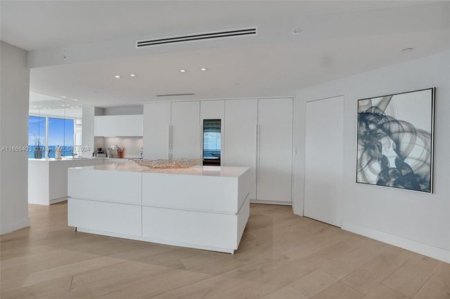 UNIT-2102 - 2711 S Ocean Dr, Condo with 3 bedrooms, 4 bathrooms and null parking in Hollywood FL | Image 15