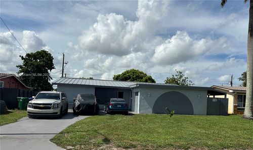 6757 Arbor Dr, Miramar, FL, 33023-4844 | Card Image