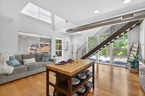 784 Ore Court, West Sacramento, CA, 95691 | Card Image