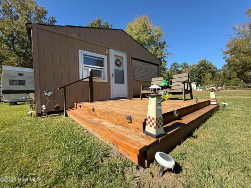 108 E Hidden Valley Trl, Hertford, NC, 27944-8255 | Card Image