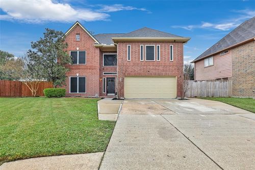 318 Dunford Court, Highlands, TX, 77562 | Card Image