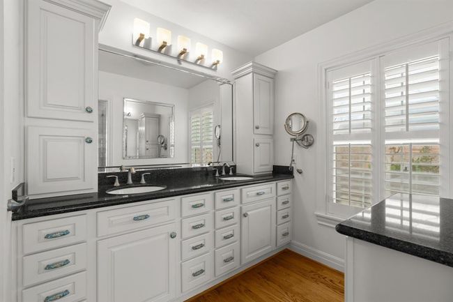Primary Bath with Double Sinks | Image 30