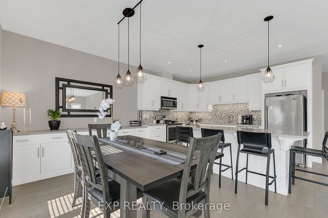 800 Baker Ave S, House attached with 3 bedrooms, 3 bathrooms and 2 parking in Listowel ON | Image 17