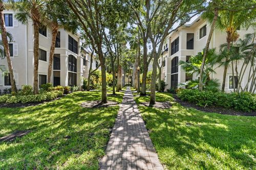 301-3022 Alcazar Pl, Palm Beach Gardens, FL, 33410-2879 | Card Image