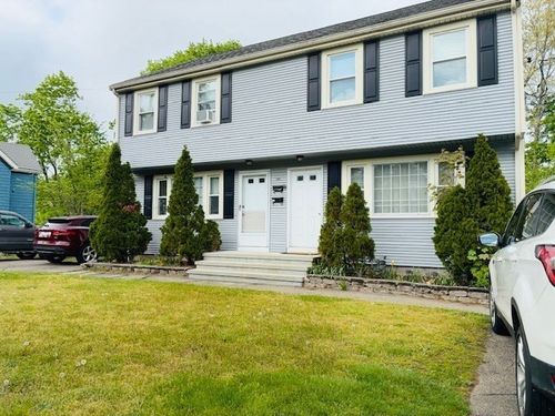 264 Stone St, Walpole, MA, 02081-3243 | Card Image