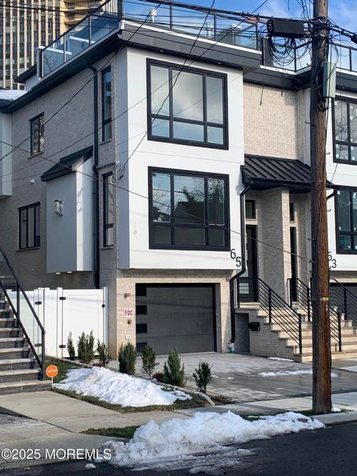 65 Knox Ave, Cliffside Park, NJ, 07010-3101 | Card Image
