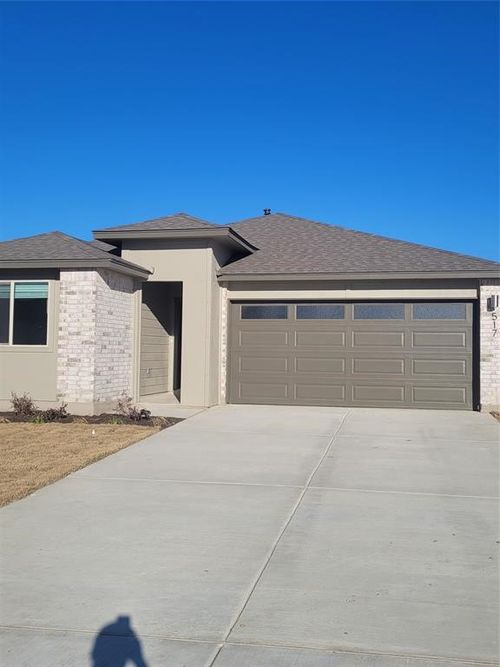 517 Coda Xing, Georgetown, TX, 78633-2369 | Card Image