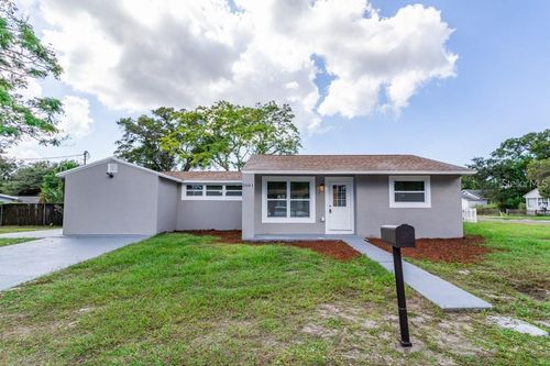 2001 45th St S, ST PETERSBURG, FL, 33711-3043 | Card Image