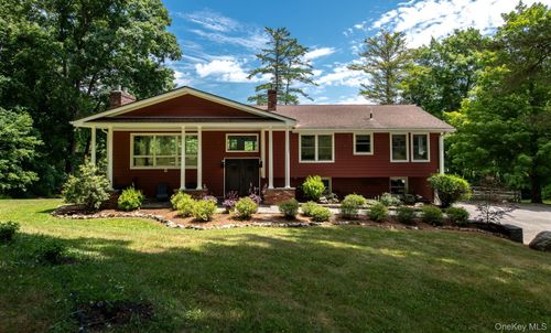 242 Milan Hollow Rd, Rhinebeck, NY, 12572-3111 | Card Image