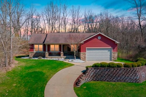3992 Marietta Cir, Kalamazoo, MI, 49009-6579 | Card Image