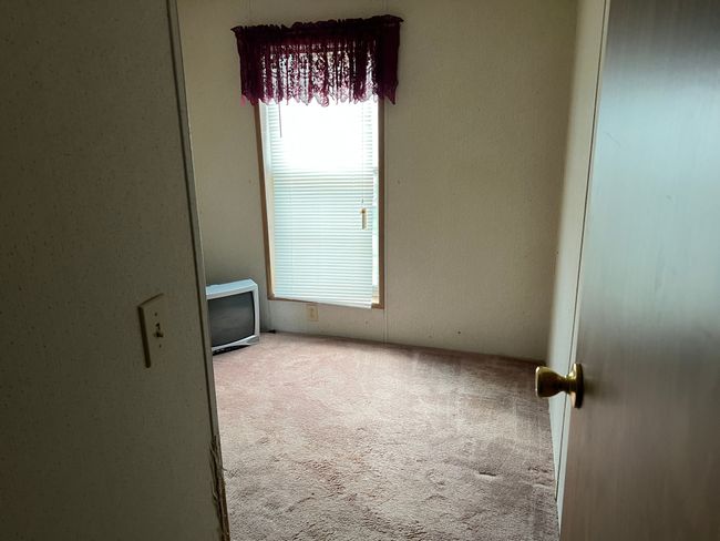 7168 Mapleview Cir W, House other with 3 bedrooms, 2 bathrooms and null parking in Brown City MI | Image 14