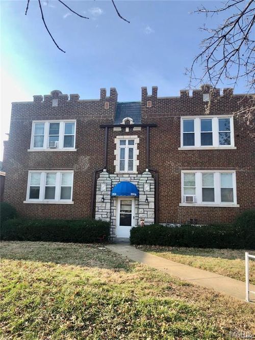 3954 Dover Place, St Louis, MO, 63116 | Card Image
