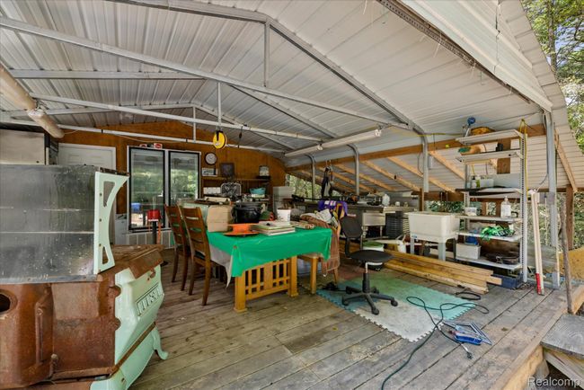 44-2680-Pardee-Rd-Howell-MI-48843-WindowStill-44.jpg | Image 32