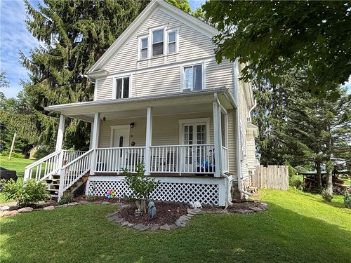 30 Center St, Oneonta, NY, 13820-1402 | Card Image