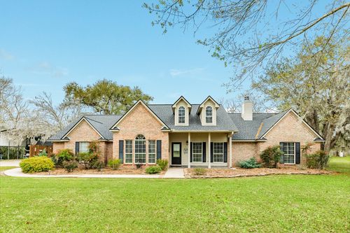 2403 Whitetail Ln, Lake Jackson, TX, 77566 | Card Image