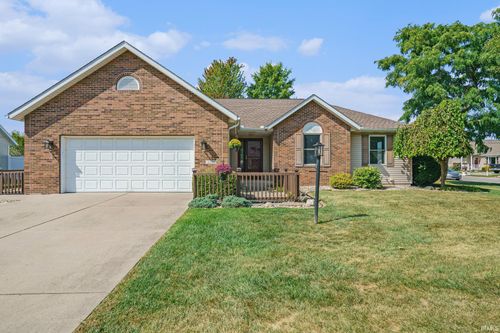 1235 Mintcrest Dr, Goshen, IN, 46526-6290 | Card Image