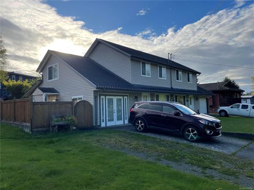 5060 Beaver Harbour Rd, Port Hardy, BC, V0N2P0 | Card Image