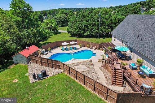 5020 Zeiglers Church Rd, SPRING GROVE, PA, 17362-7573 | Card Image