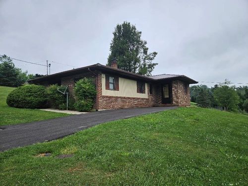 464 Adwolfe Rd, Marion, VA, 24354-6675 | Card Image