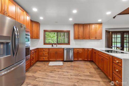 6205 255th Street Ct E, Graham, WA, 98338-9572 | Card Image