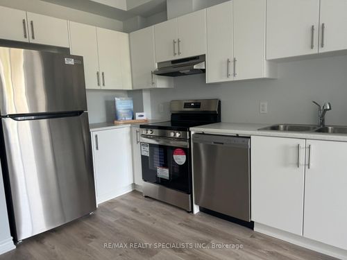 203-397 Codd'S Rd, Ottawa, ON, K1K2G7 | Card Image