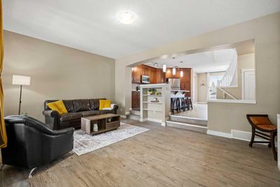 40 Auburn Bay Cres Se, House detached with 4 bedrooms, 3 bathrooms and 2 parking in Calgary AB | Image 3