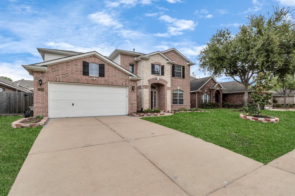 13926 Abbey Lane, For Sale in Sugar Land Zoocasa