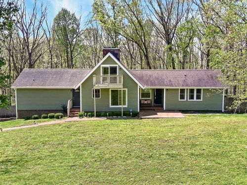 1040 Williams Dr, White Bluff, TN, 37187-4900 | Card Image