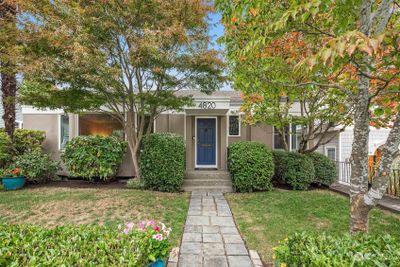 Front of Home facing South | Image 1