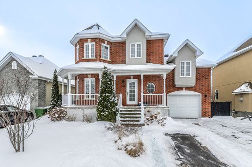 332 Rue Des Échevins, Saint Jean sur Richelieu, QC, J2W2X5 | Card Image