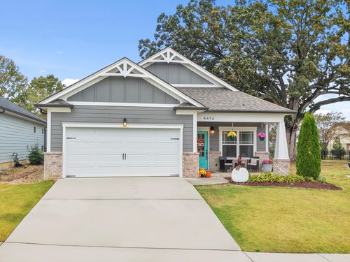 8456 Cherrybark Ln, Ooltewah, TN, 37363-2408 | Card Image