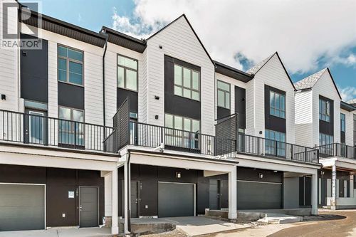 717 Sovereign Common Sw, Calgary, AB, T3C3Y3 | Card Image