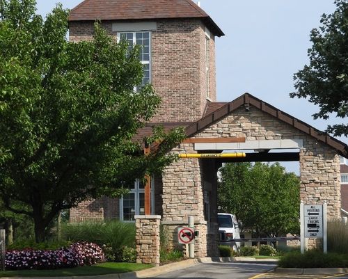 2615 Cranbrook St, Naperville, IL, 60564-2019 | Card Image