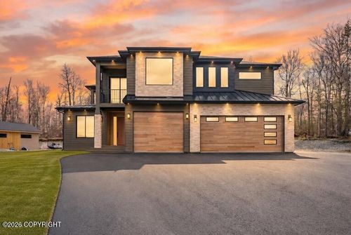1690 W Valley Ridge Dr, Wasilla, AK, 99654 | Card Image