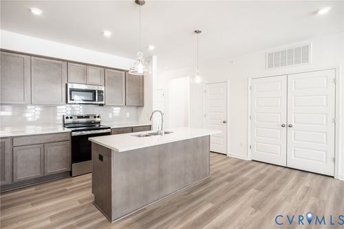 4118 Ebbies Xing, Midlothian, VA, 23112-5542 | Card Image