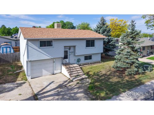 8208 Peakview Dr, Fort Collins, CO, 80528-9237 | Card Image