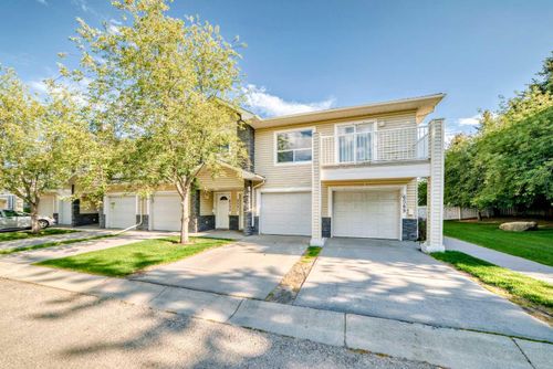 6591 Pinecliff Grove Ne, Calgary, AB, T1Y7K8 | Card Image