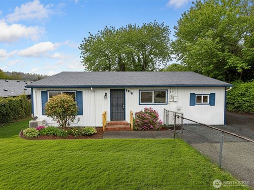 8915 10th Avenue S, Seattle, WA, 98108 | Card Image