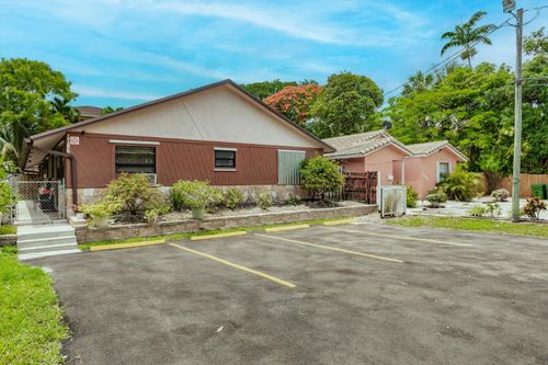 2-1786 Sw 22nd St, Fort Lauderdale, FL, 33315-1885 | Card Image