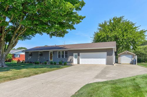 1375 Wilson Rd, Saint Joseph, MI, 49085-9104 | Card Image