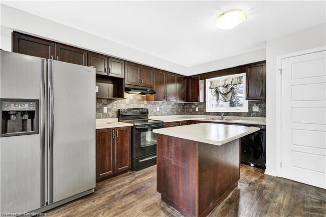 2C - 1941 Ottawa St S, Townhouse with 3 bedrooms, 2 bathrooms and 2 parking in Kitchener ON | Image 5