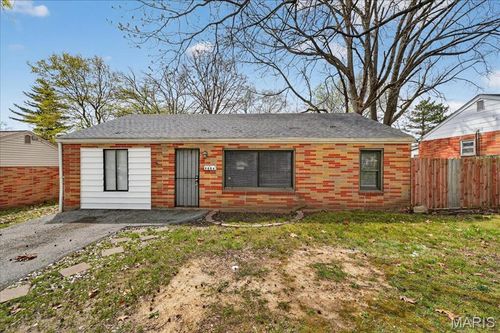 9604 Ridge Ave, Overland, MO, 63114-3816 | Card Image