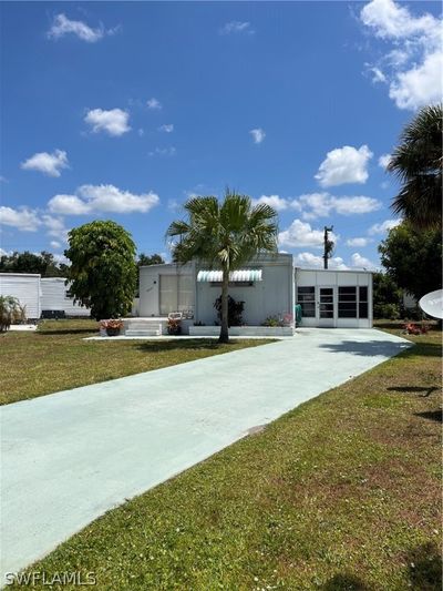 308 Twig Court N, House other with 2 bedrooms, 2 bathrooms and null parking in North Fort Myers FL | Image 1